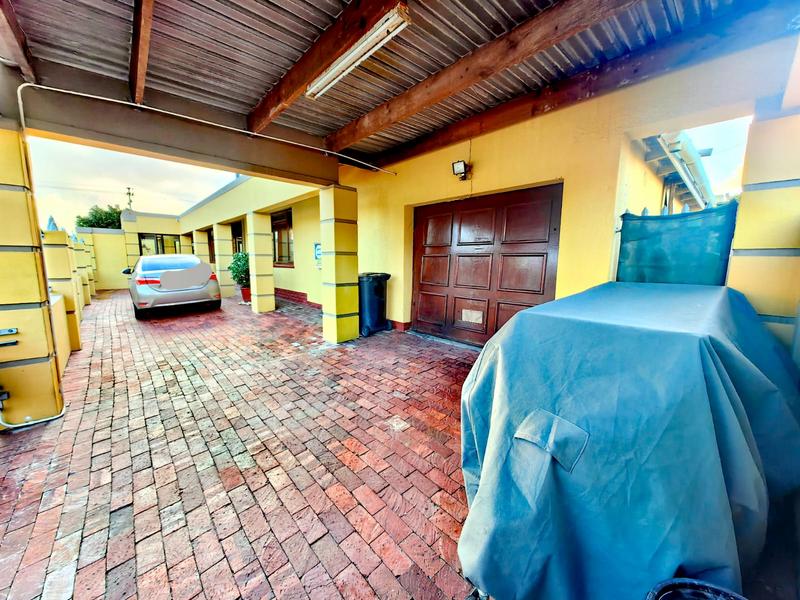 4 Bedroom Property for Sale in Churchill Estate Western Cape